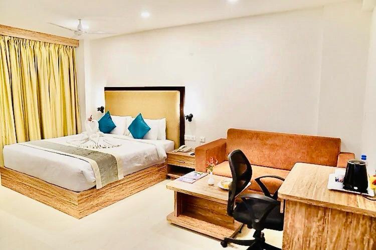 Seven Hills Hotel Puri Exterior foto