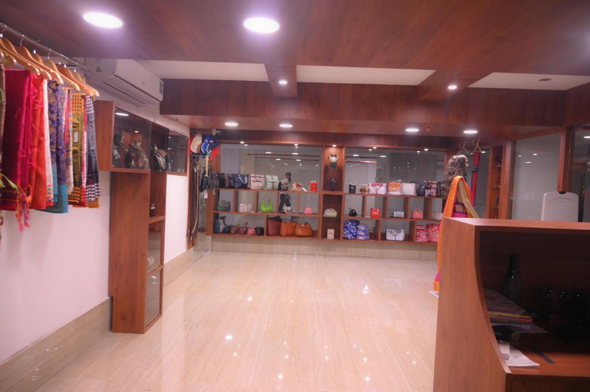 Seven Hills Hotel Puri Exterior foto